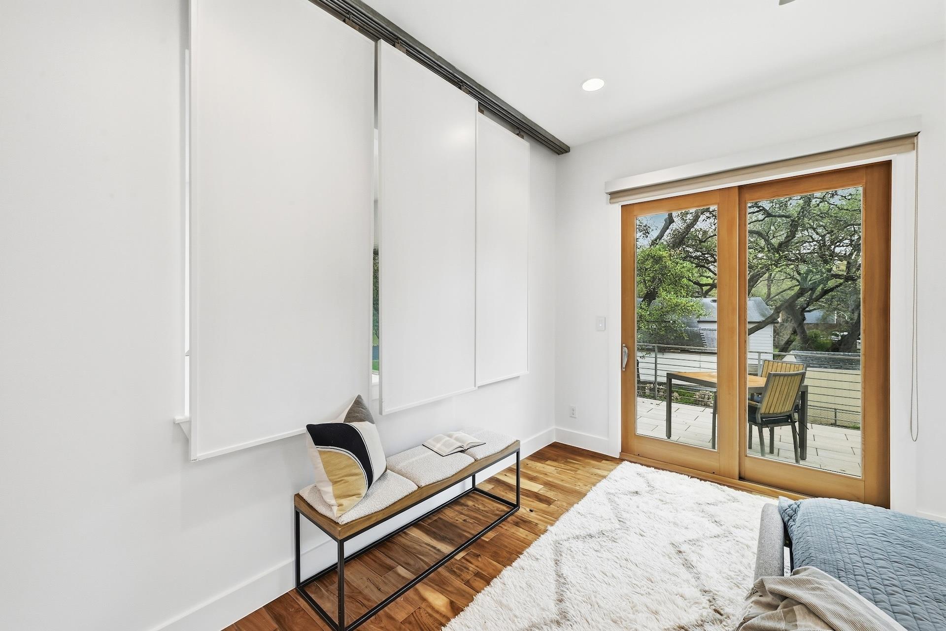 2504 S 4th St, Austin, TX 78704