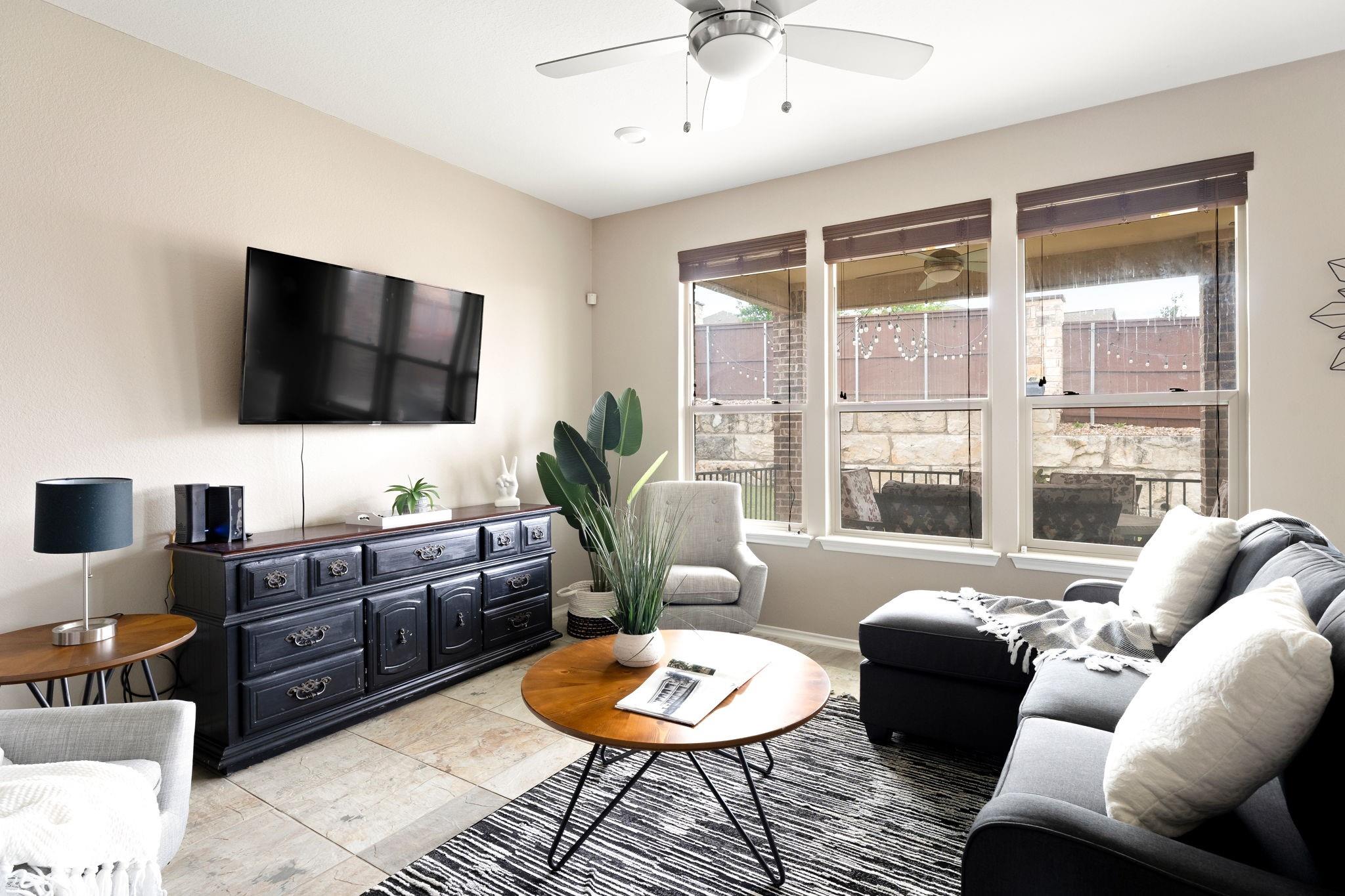 7300 Ondantra Bnd, Austin, TX 78744