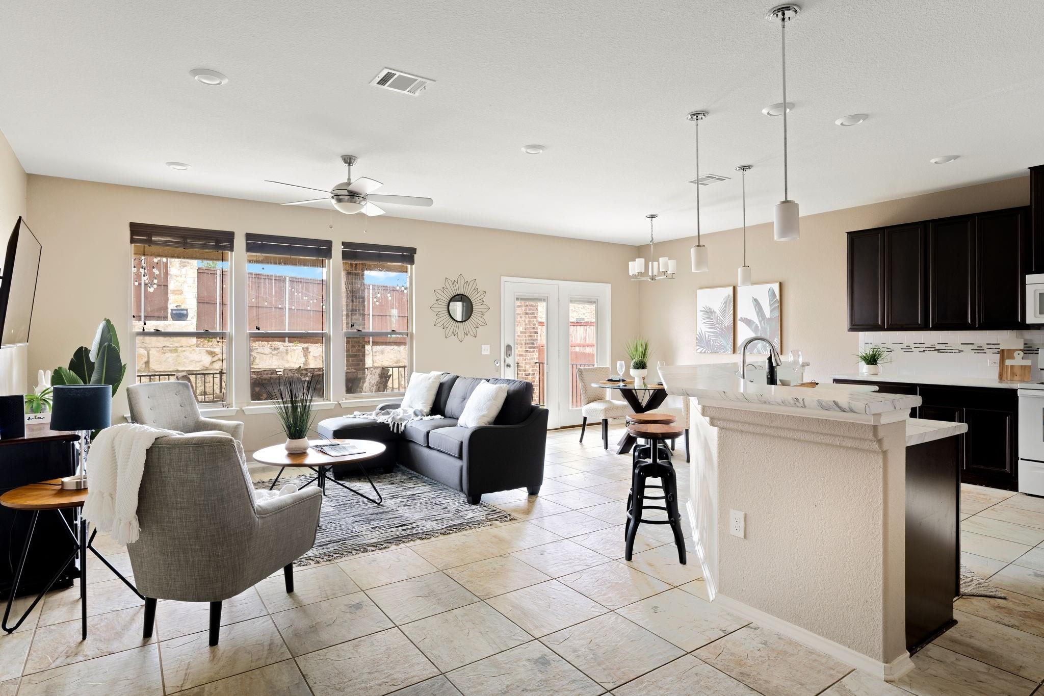 7300 Ondantra Bnd, Austin, TX 78744