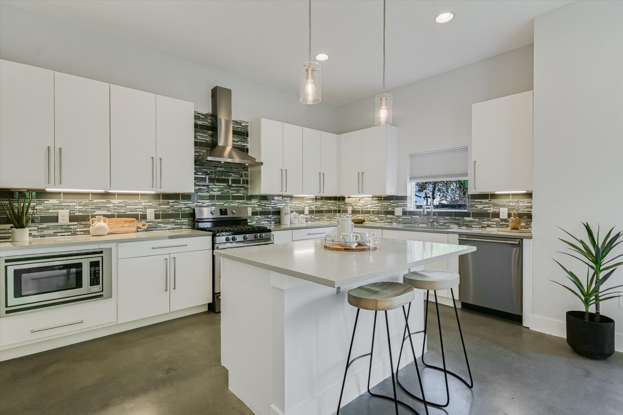 1131 Mason Ave # A, Austin, TX 78721