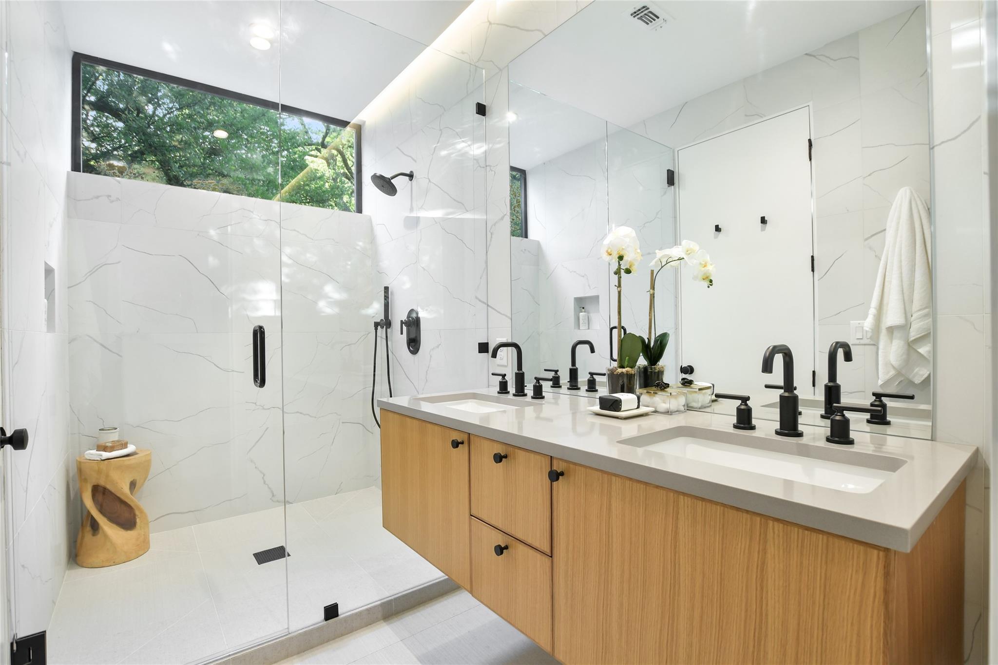 1115 W 31 ST, Austin, TX 78705