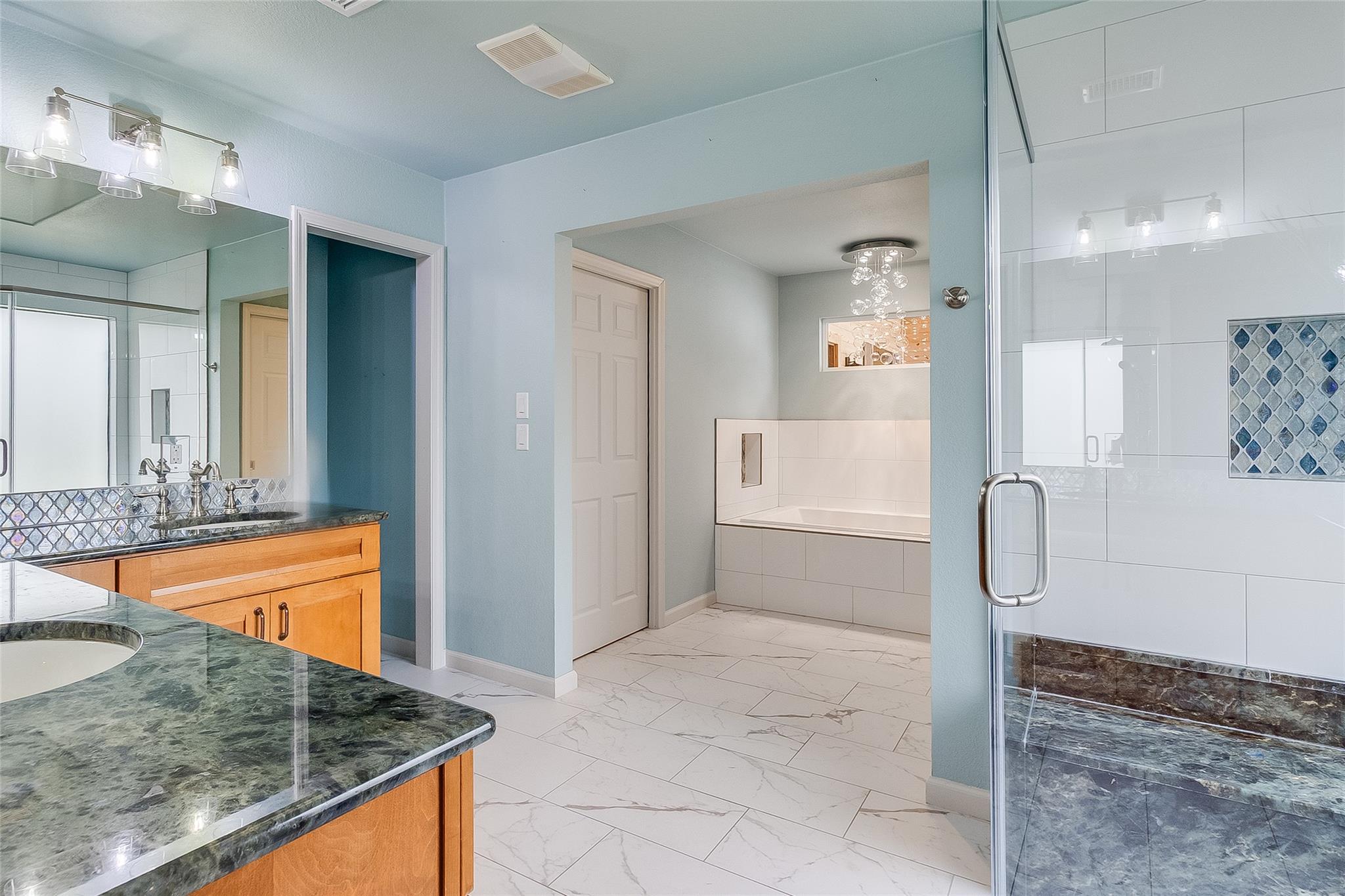 408 Sombrero, Horseshoe Bay, TX 78657