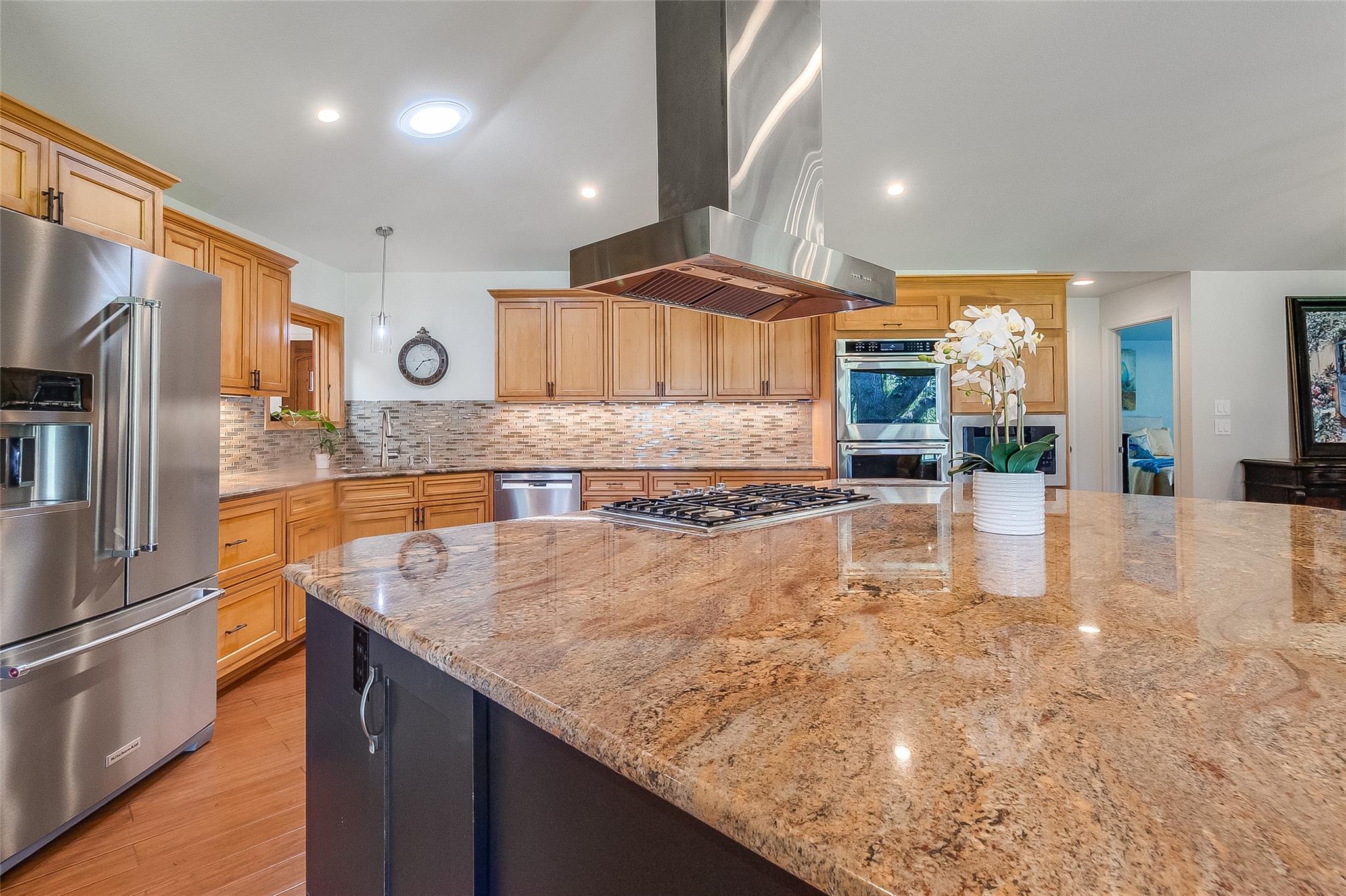 408 Sombrero, Horseshoe Bay, TX 78657