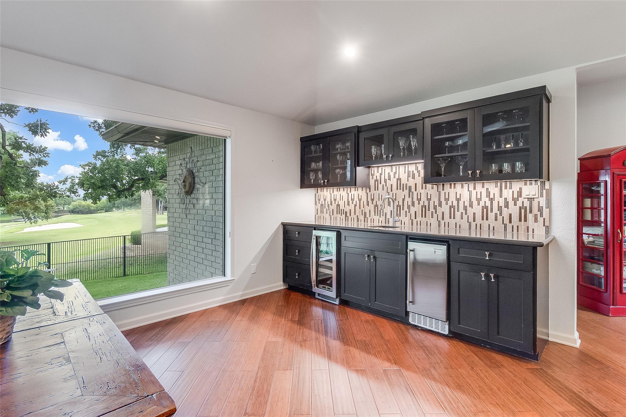 408 Sombrero, Horseshoe Bay, TX 78657