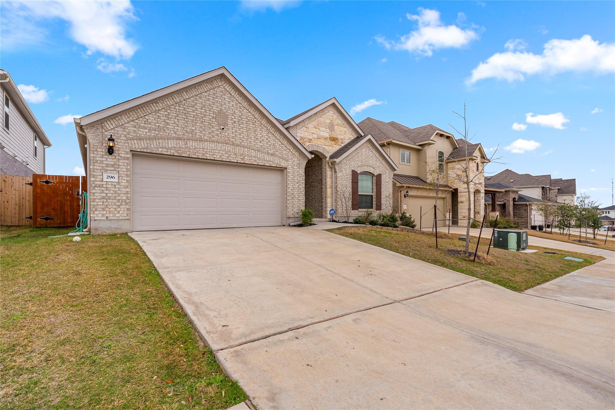 296 Durian Loop, Buda, TX 78610