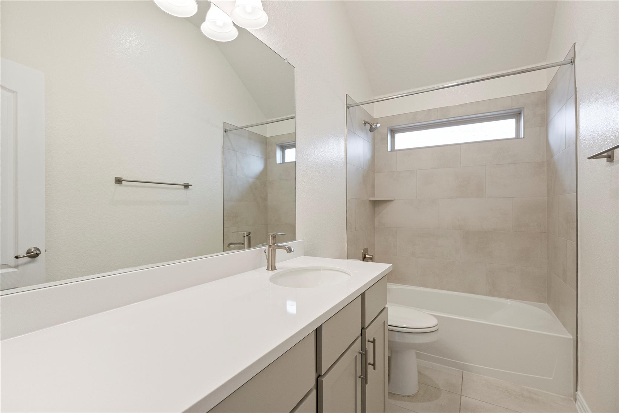 296 Durian Loop, Buda, TX 78610