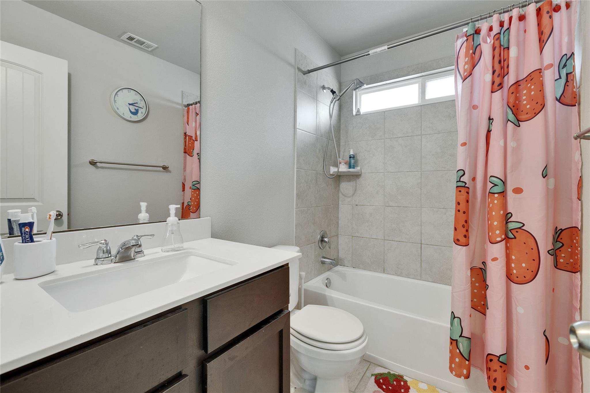 107 Friendship Oak Dr, San Marcos, TX 78666