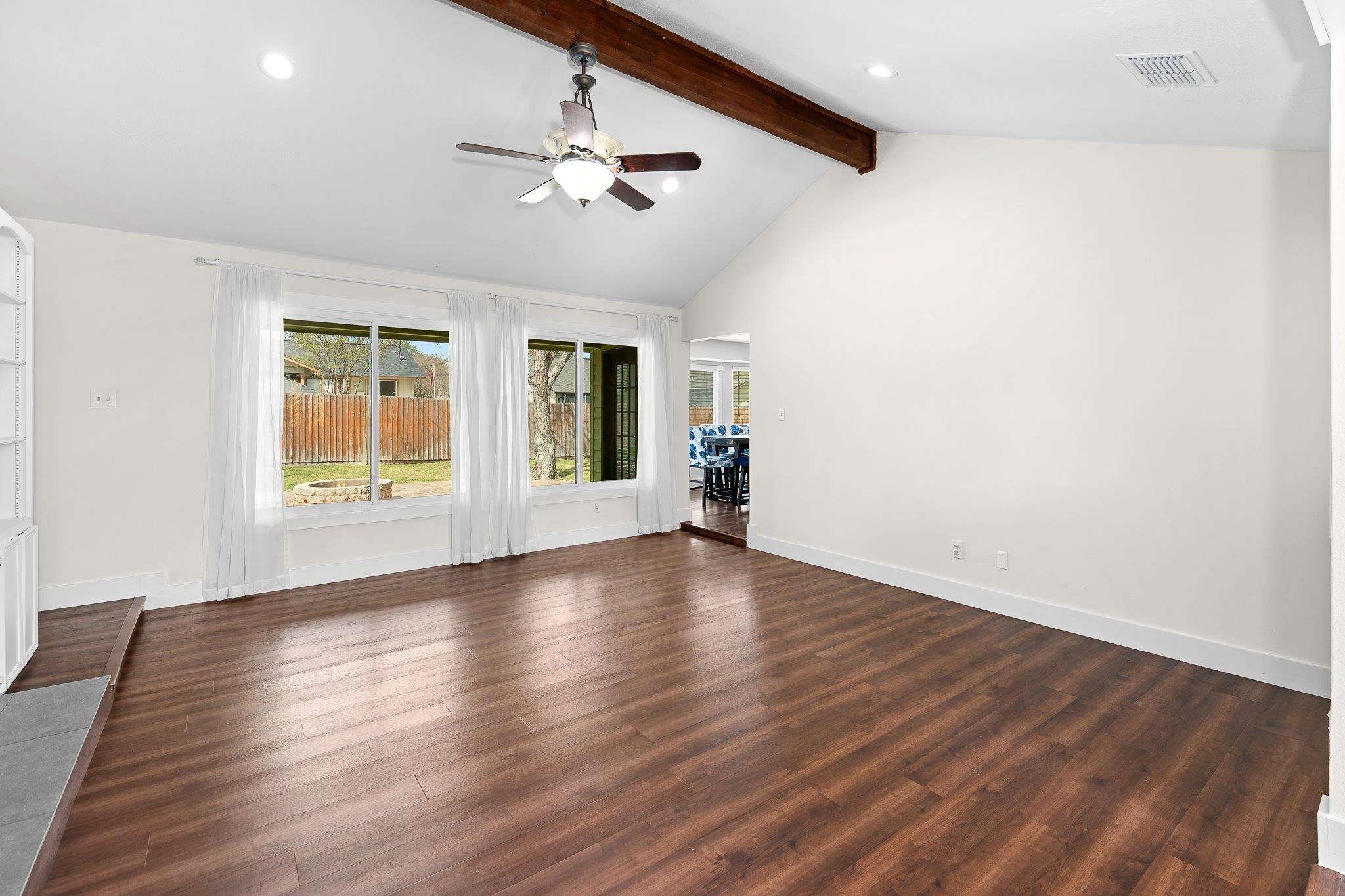 704 Greenwich Pl, Round Rock, TX 78664