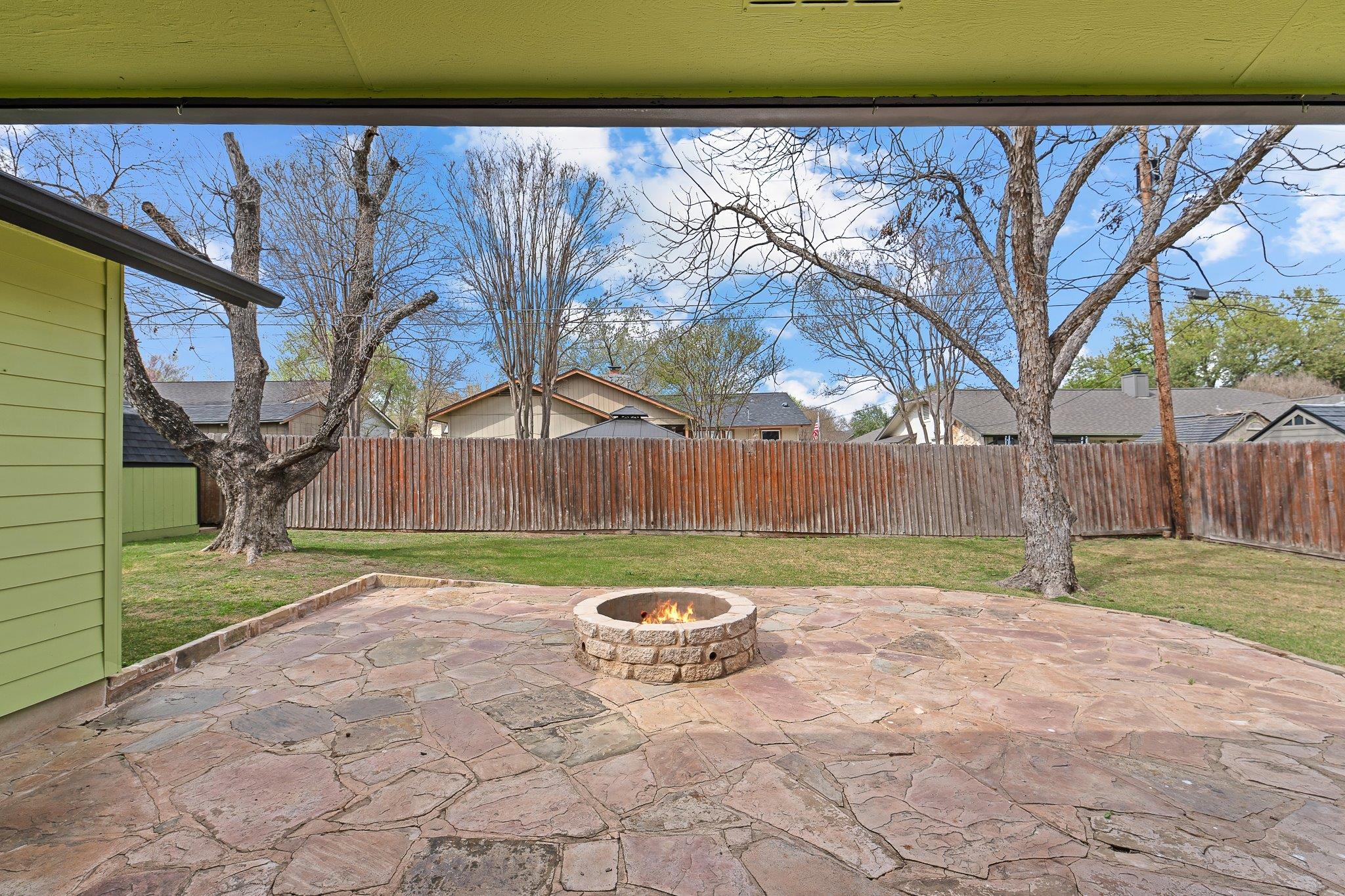 704 Greenwich Pl, Round Rock, TX 78664