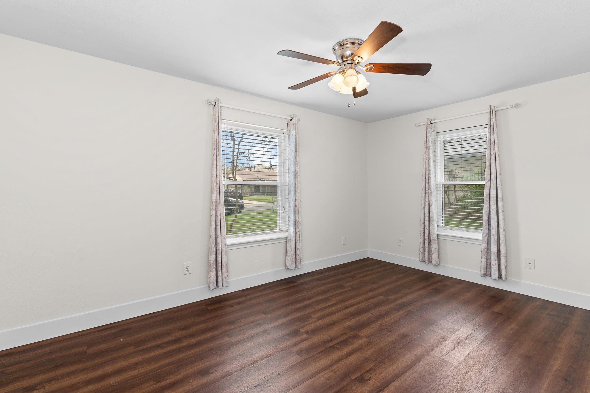 704 Greenwich Pl, Round Rock, TX 78664