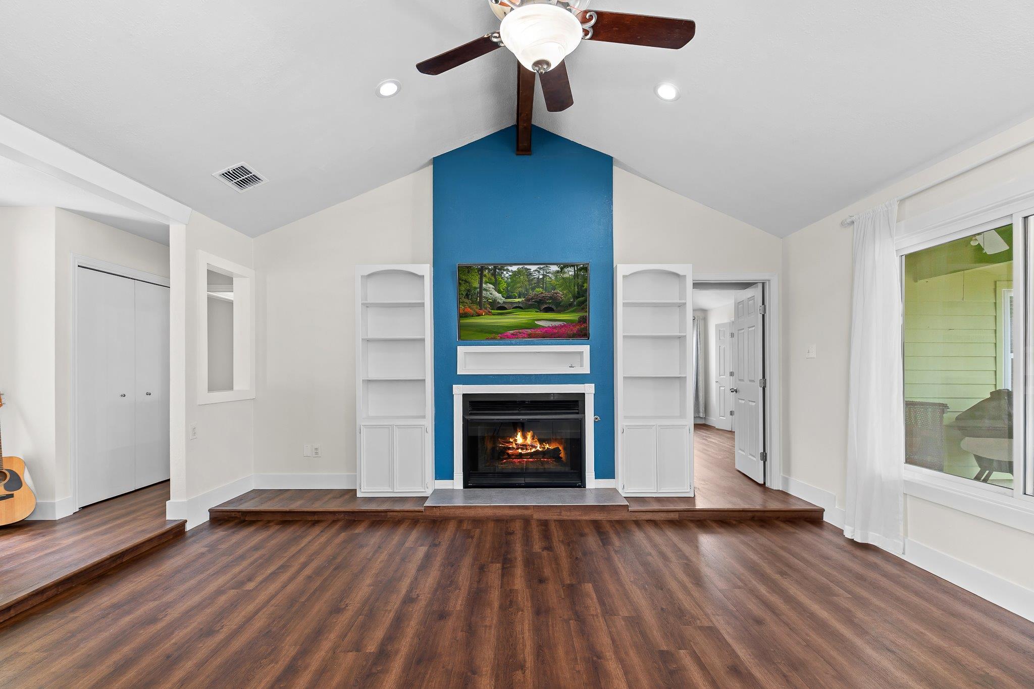 704 Greenwich Pl, Round Rock, TX 78664