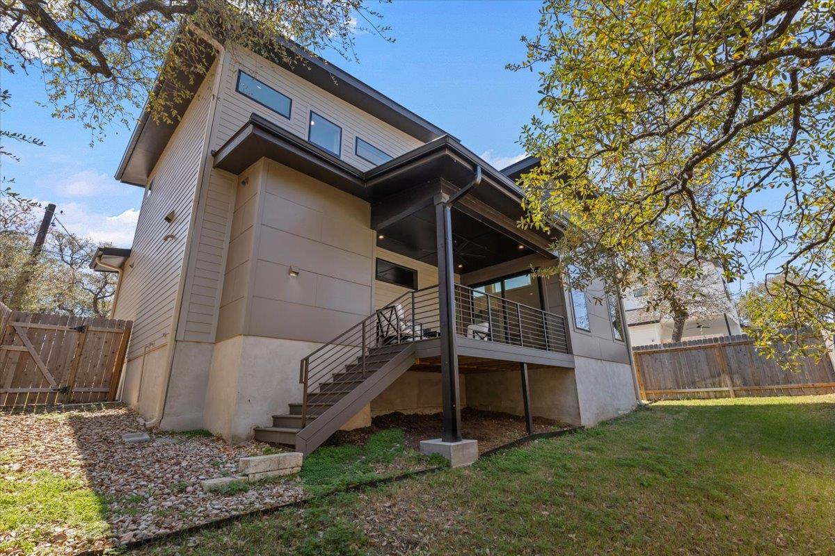3602 Pennsylvania Ave # 2, Austin, TX 78721