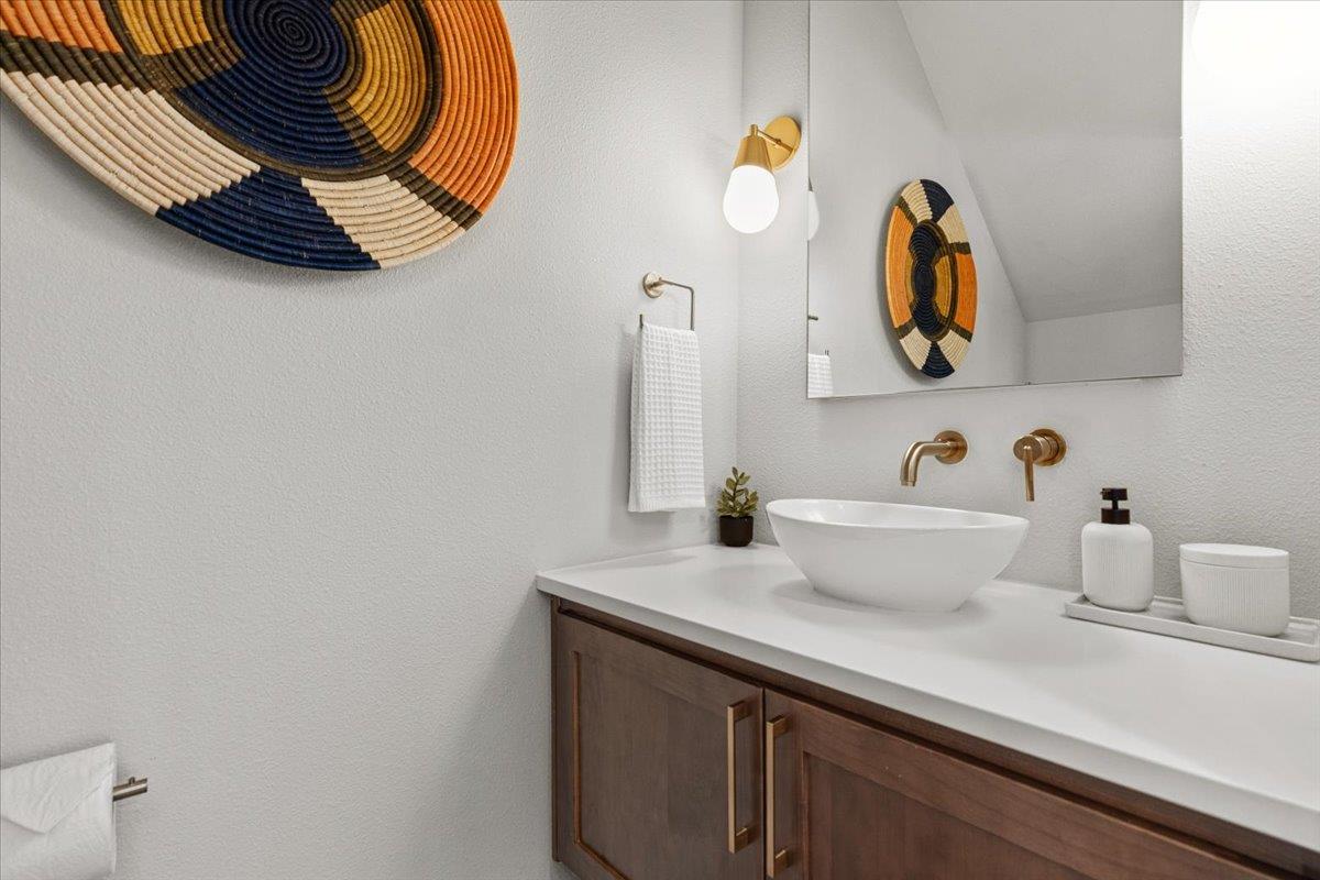 3602 Pennsylvania Ave # 2, Austin, TX 78721