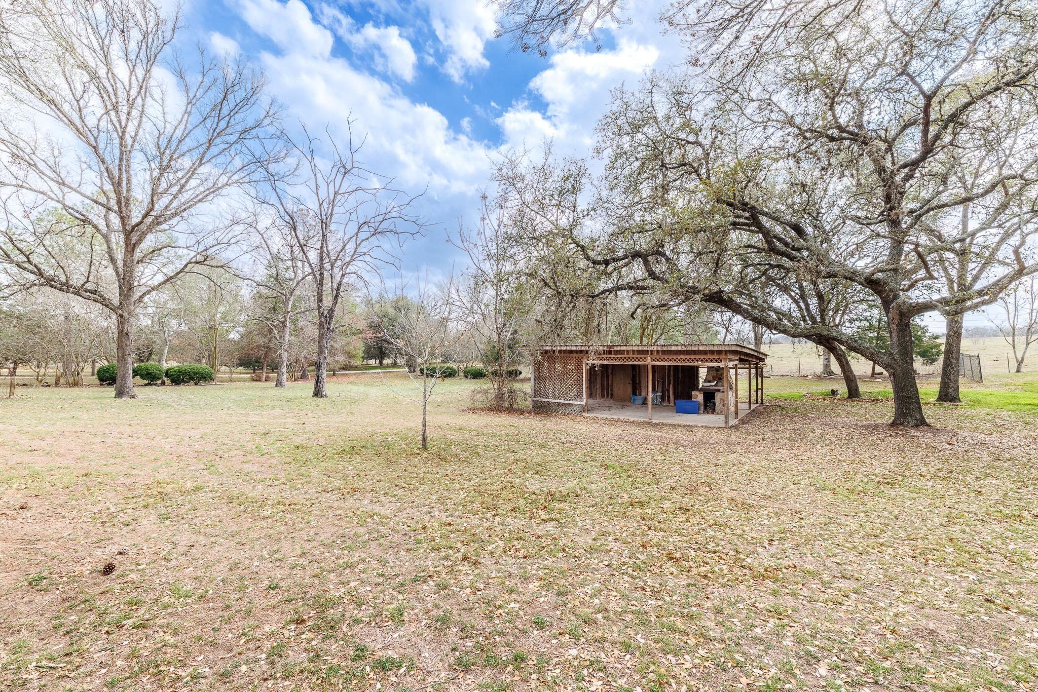 3603 Us Highway 90A E, Gonzales, TX 78629