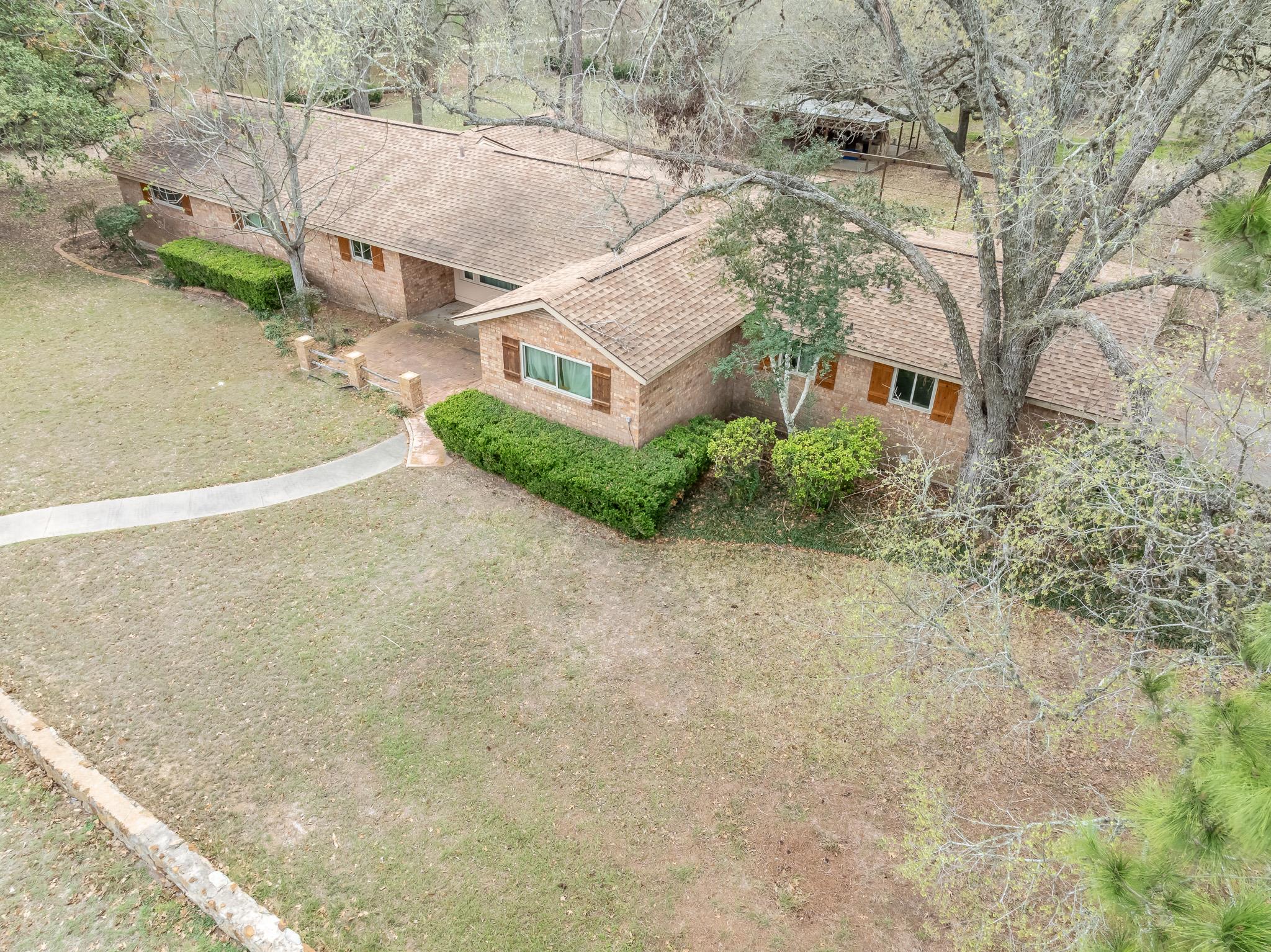 3603 Us Highway 90A E, Gonzales, TX 78629