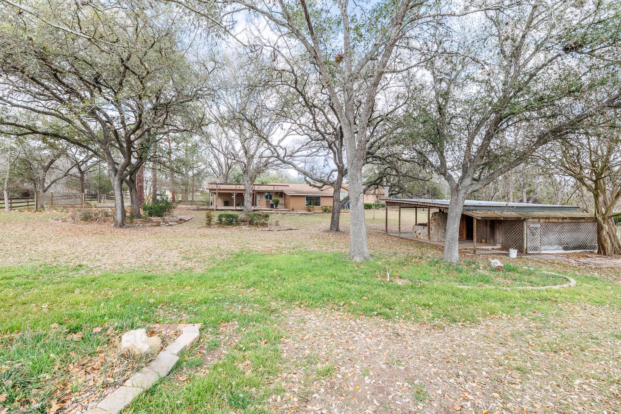 3603 Us Highway 90A E, Gonzales, TX 78629