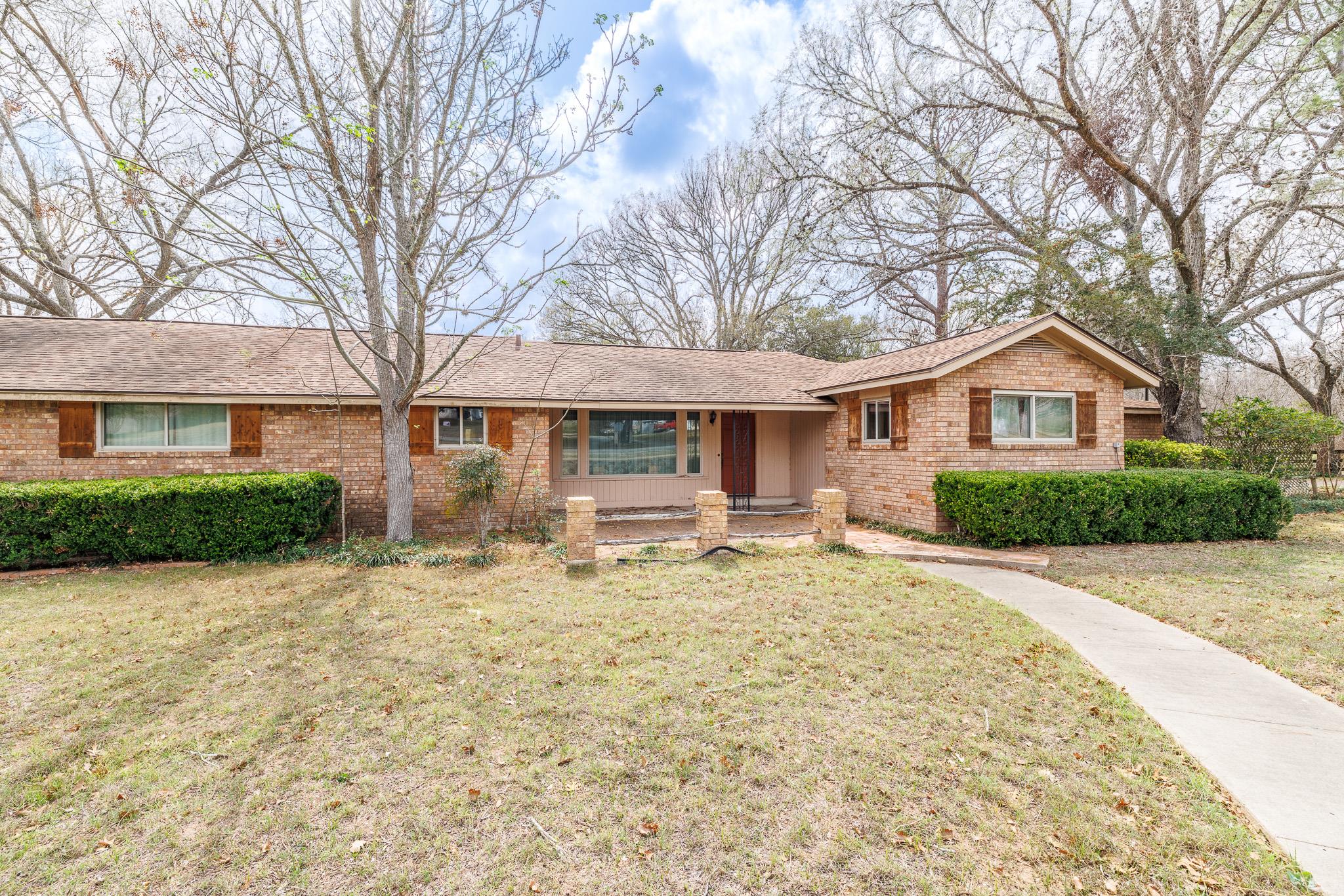 3603 Us Highway 90A E, Gonzales, TX 78629