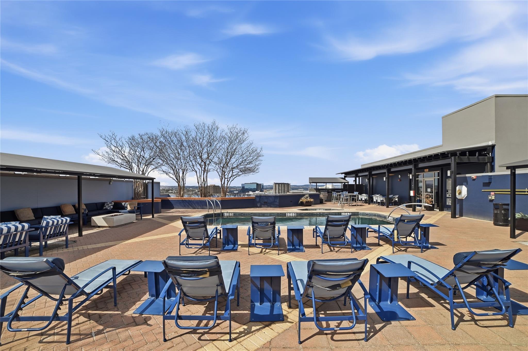 54 Rainey St # 1018, Austin, TX 78701