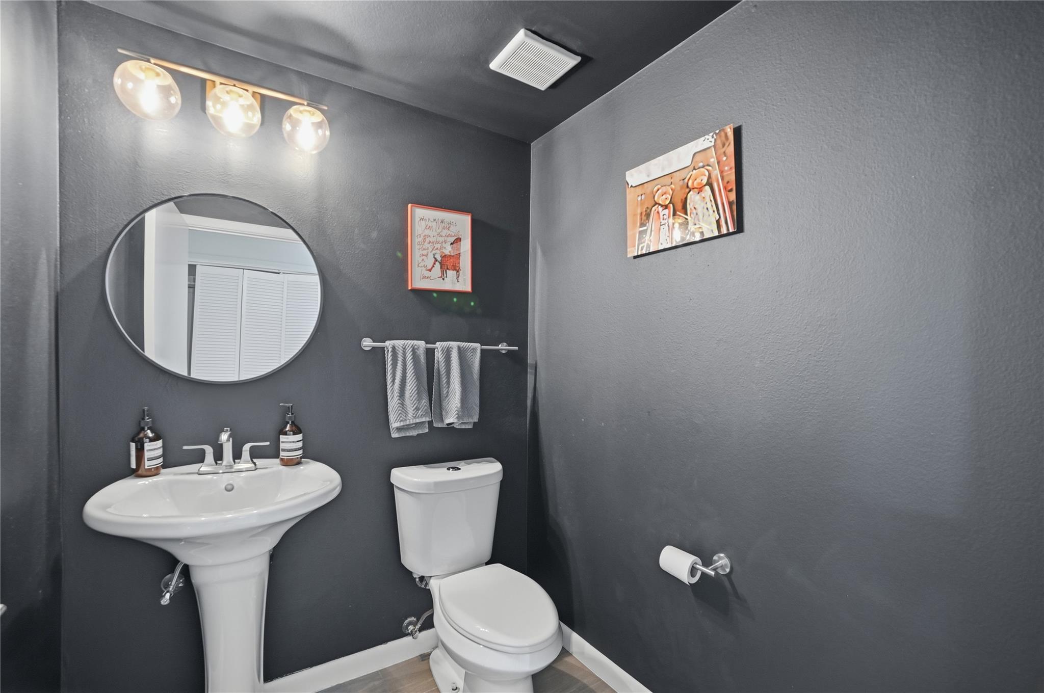 54 Rainey St # 1018, Austin, TX 78701