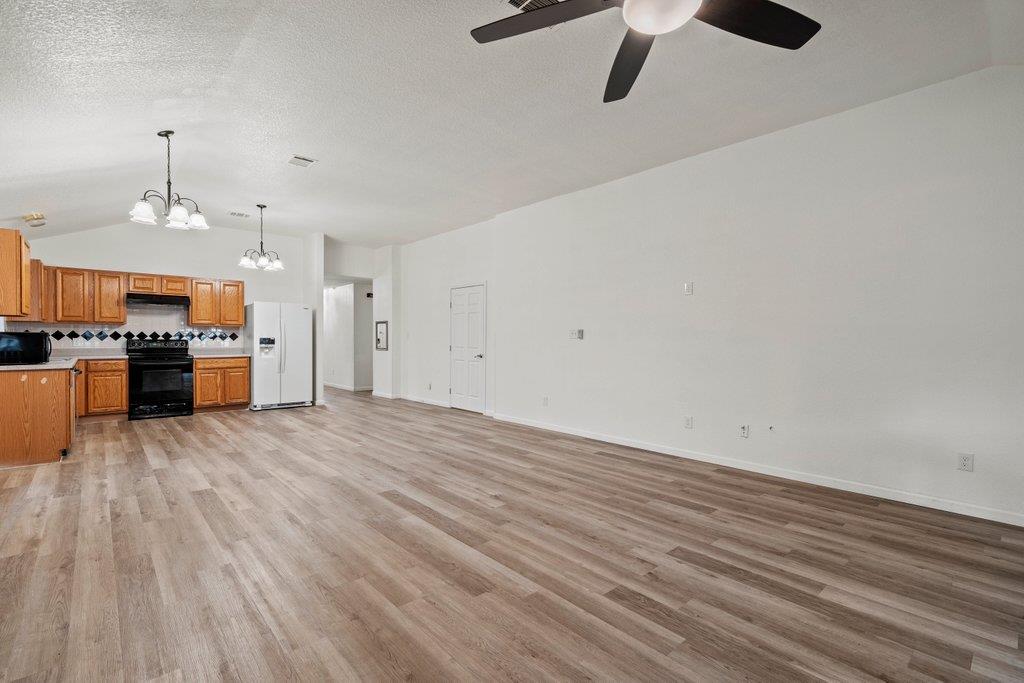 251 Bluestem St, Kyle, TX 78640