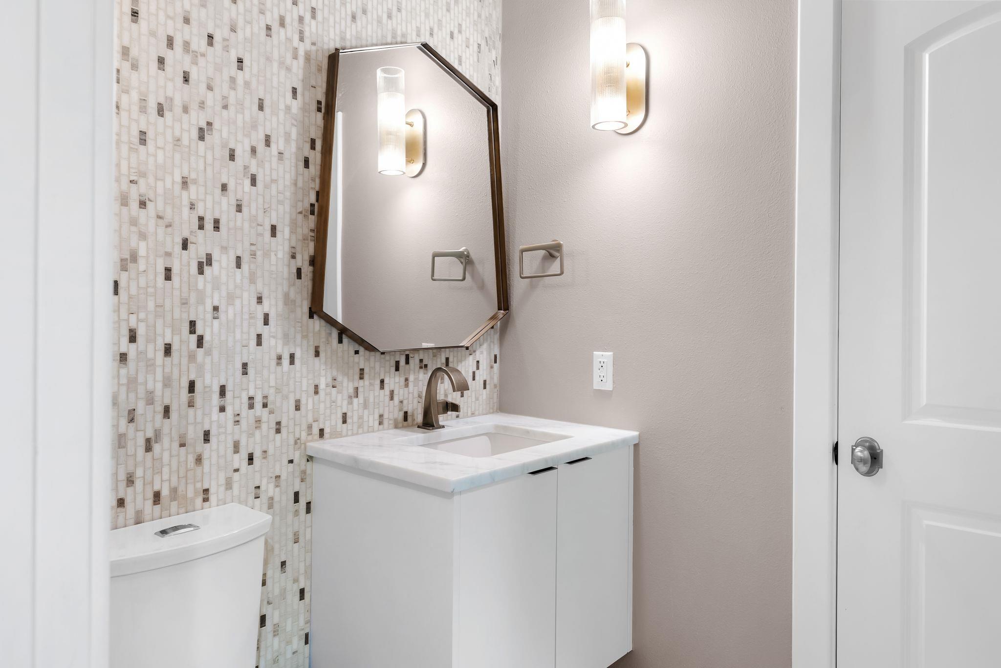 1529 Barton Springs Rd # 13, Austin, TX 78704