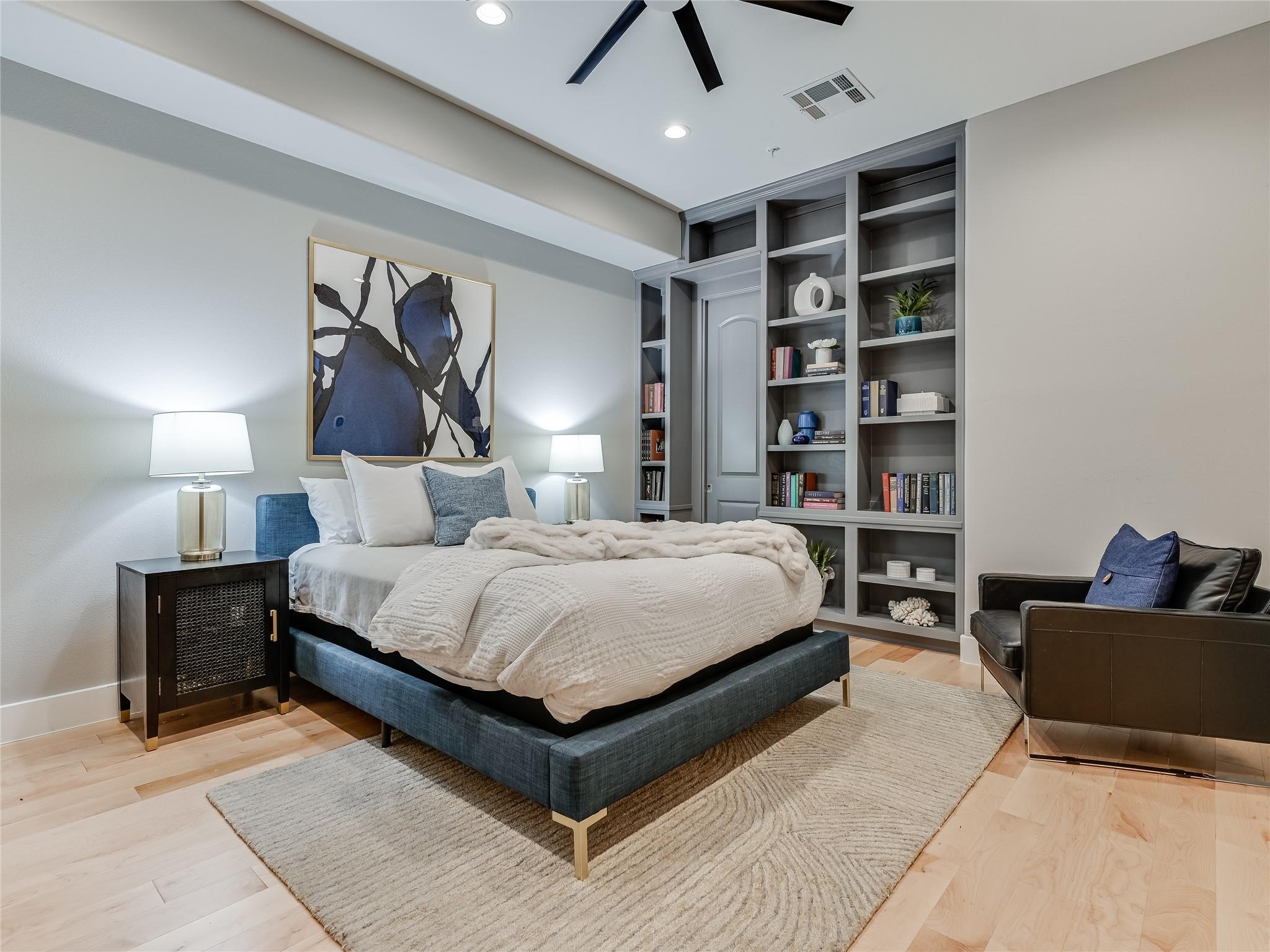 1529 Barton Springs Rd # 13, Austin, TX 78704