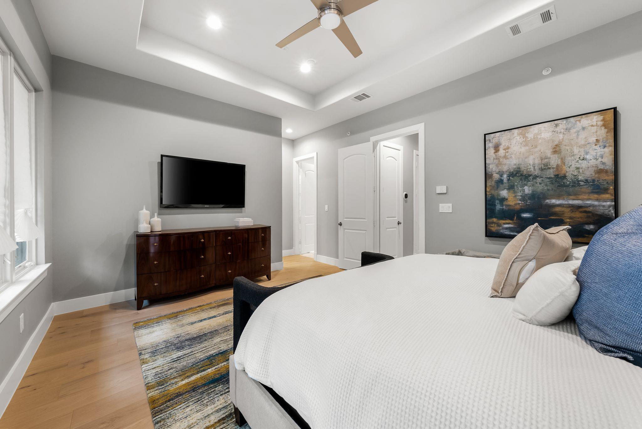 1529 Barton Springs Rd # 13, Austin, TX 78704