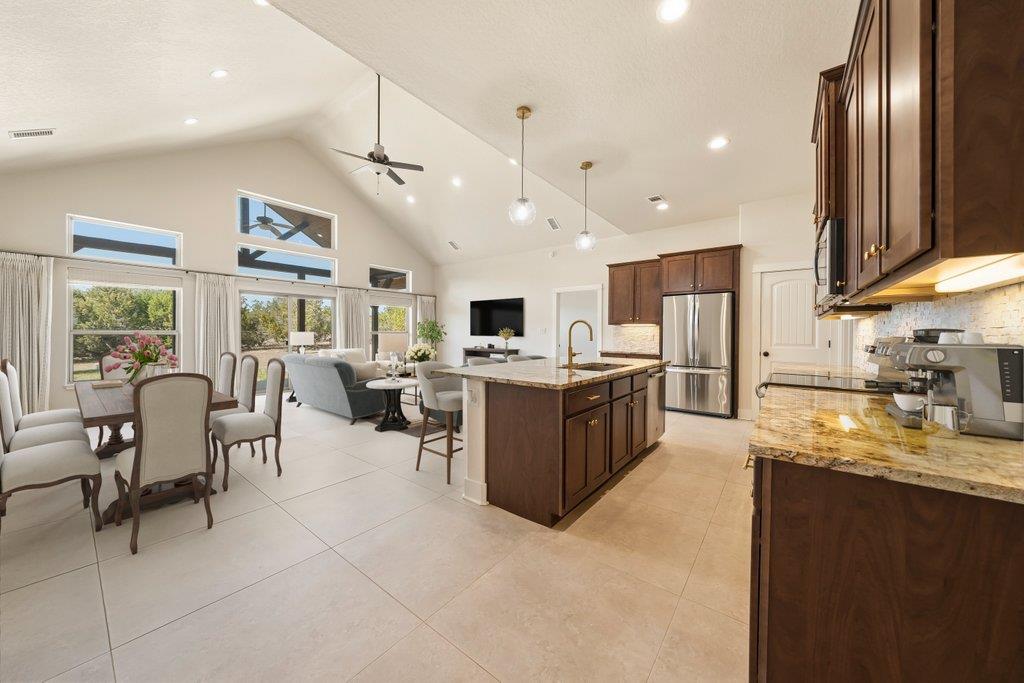 541 Stars And Stripes, Fischer, TX 78623