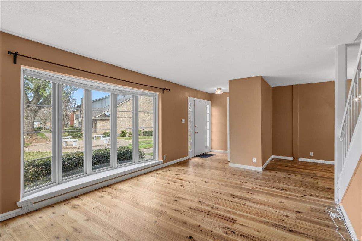 1809 Coronado Hills Dr # 10, Austin, TX 78752