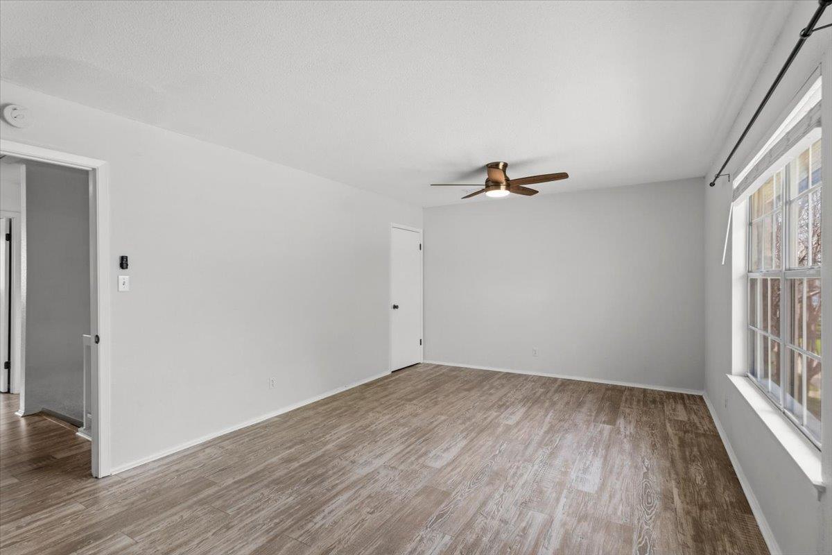 1809 Coronado Hills Dr # 10, Austin, TX 78752