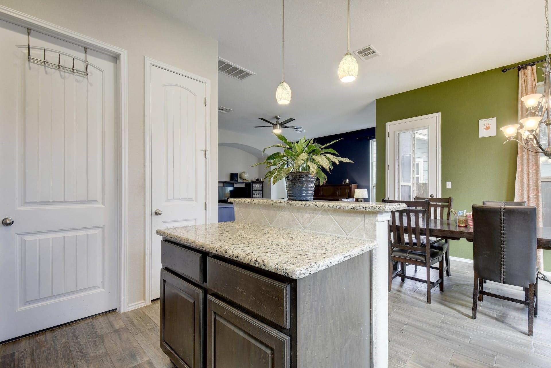 5321 Daimler Dr, Austin, TX 78744