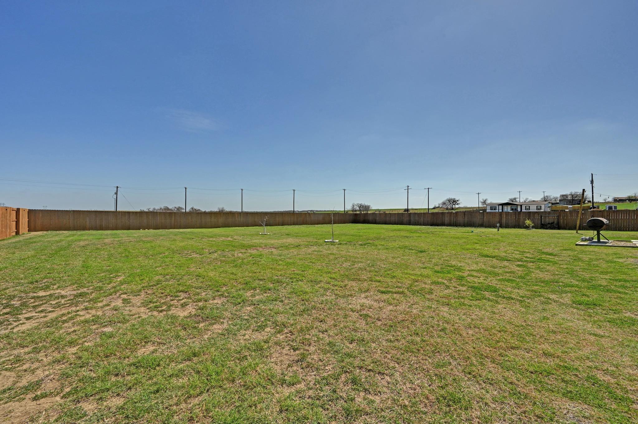 117 Castellana Way, Elgin, TX 78621