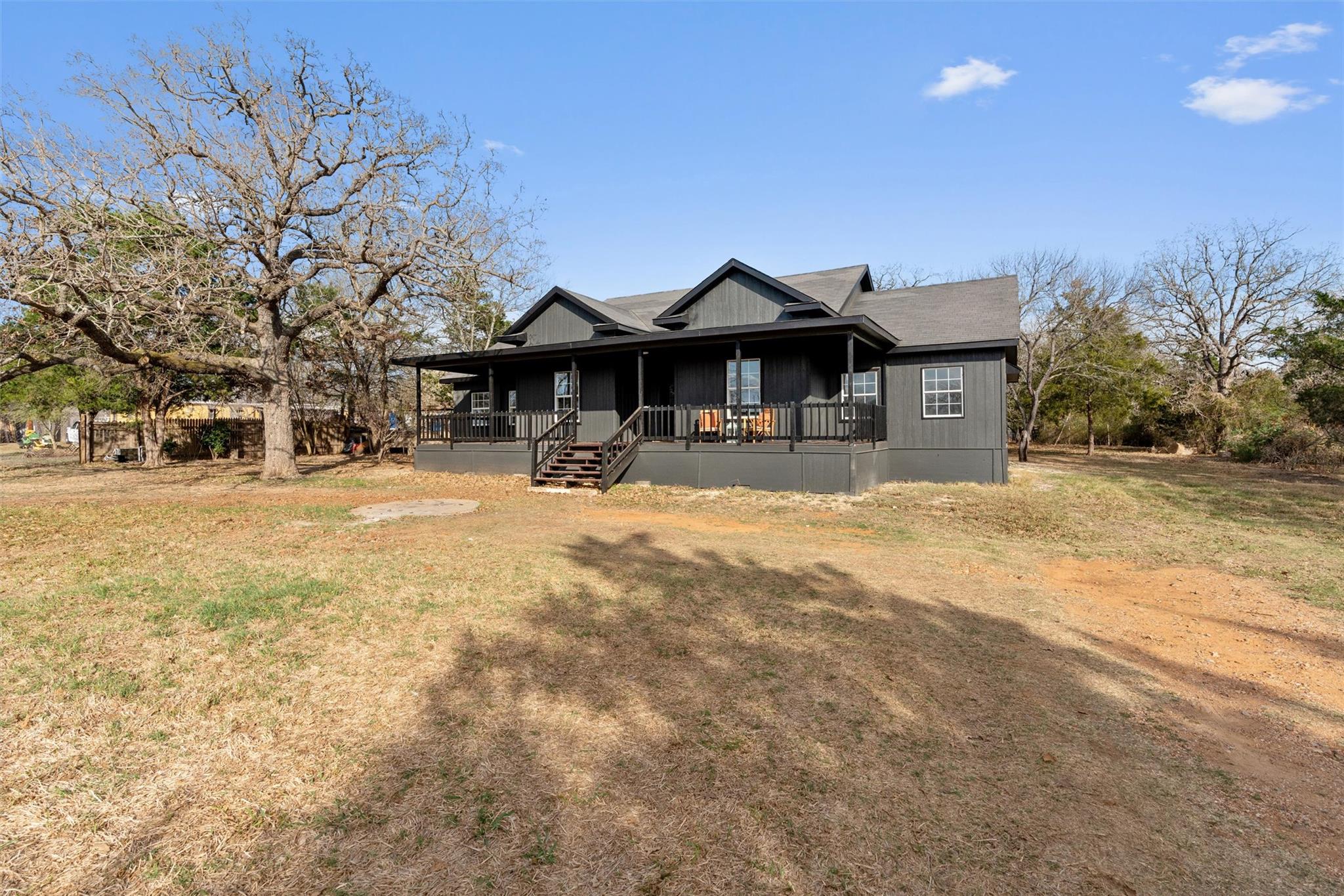 385 Alta Vista Dr, Bastrop, TX 78602