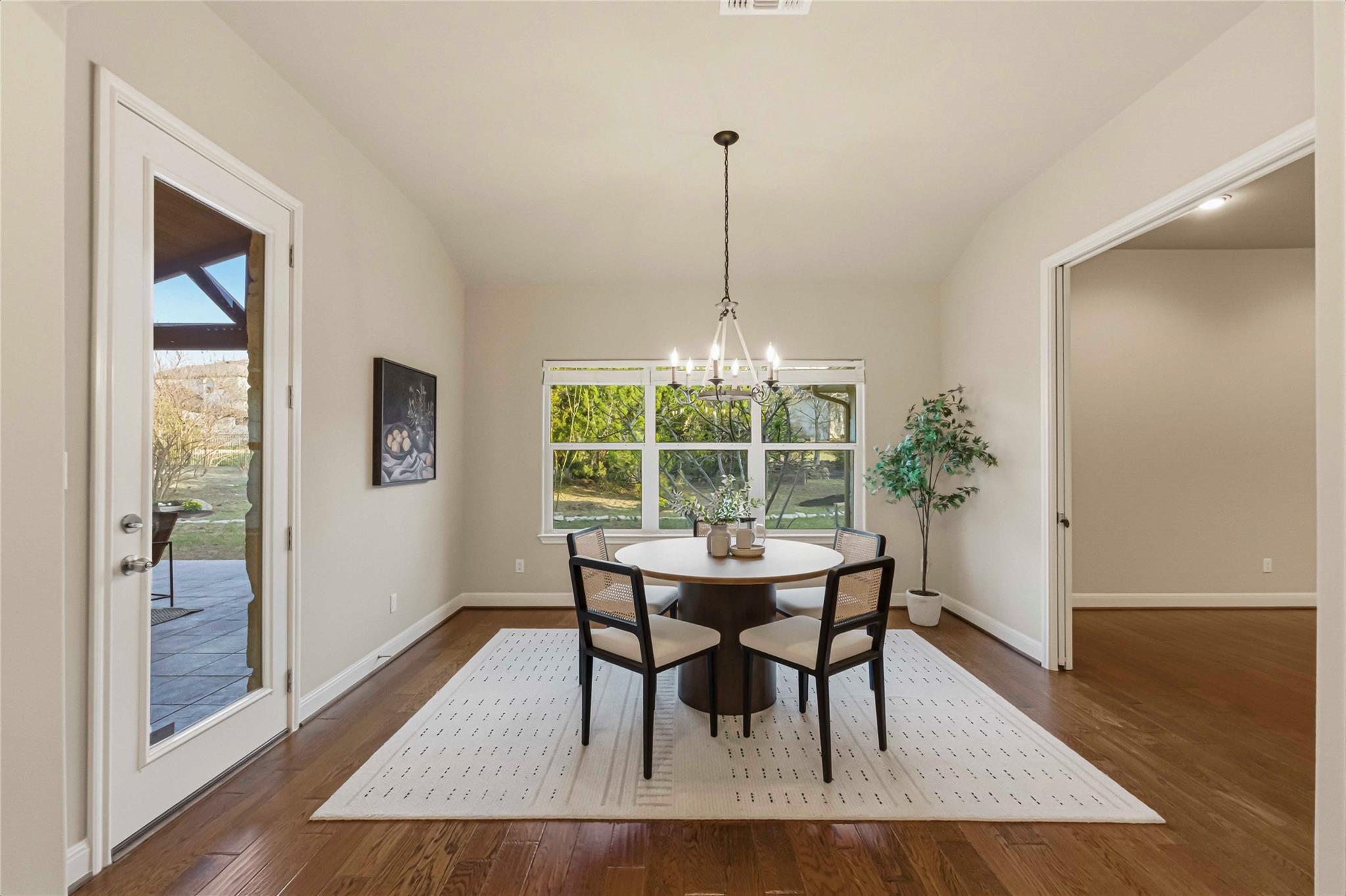 217 Shallow Water Cv, Driftwood, TX 78619