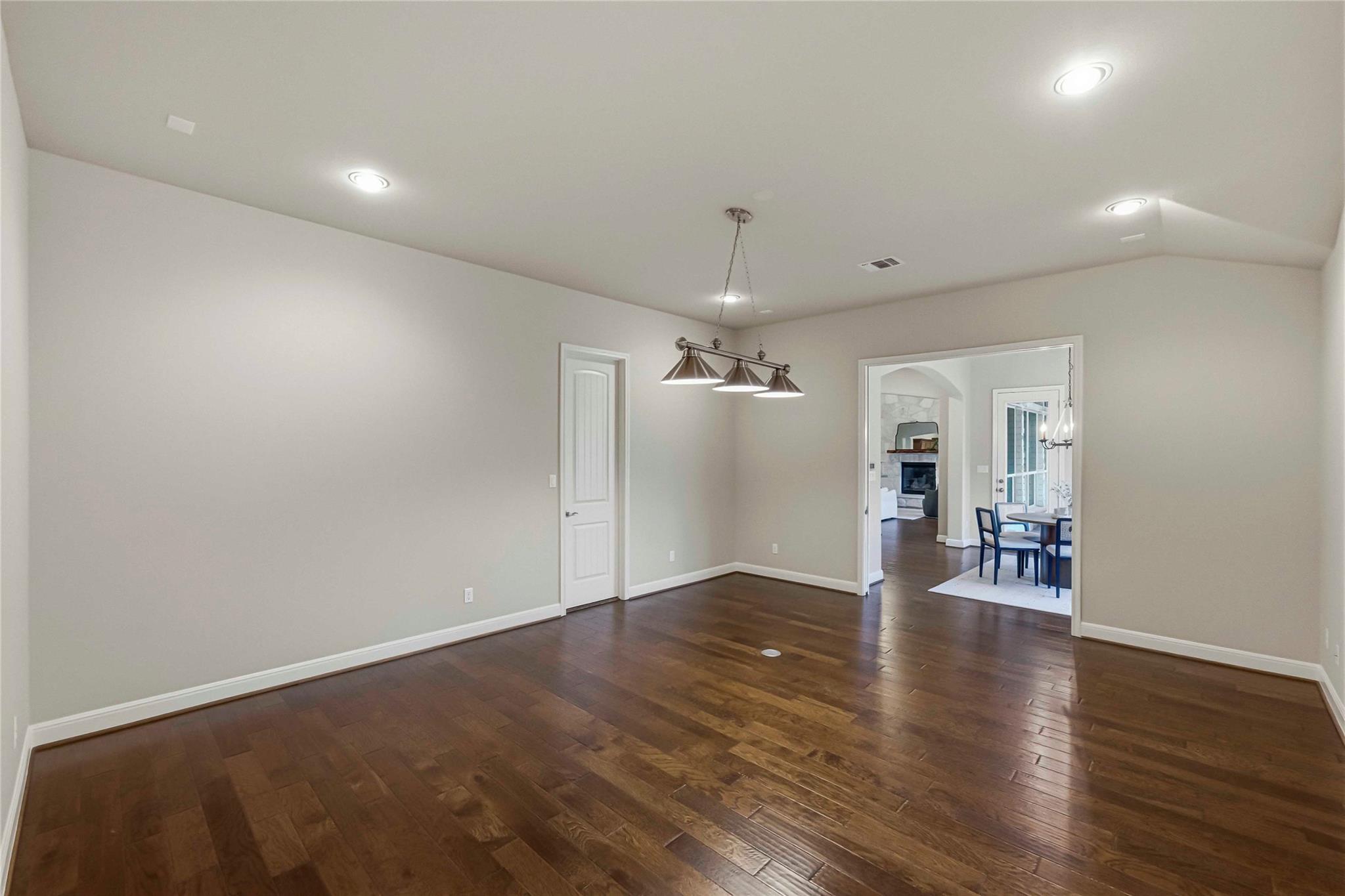 217 Shallow Water Cv, Driftwood, TX 78619