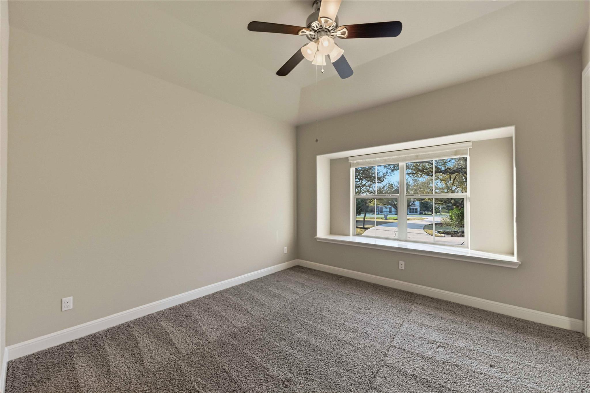 217 Shallow Water Cv, Driftwood, TX 78619