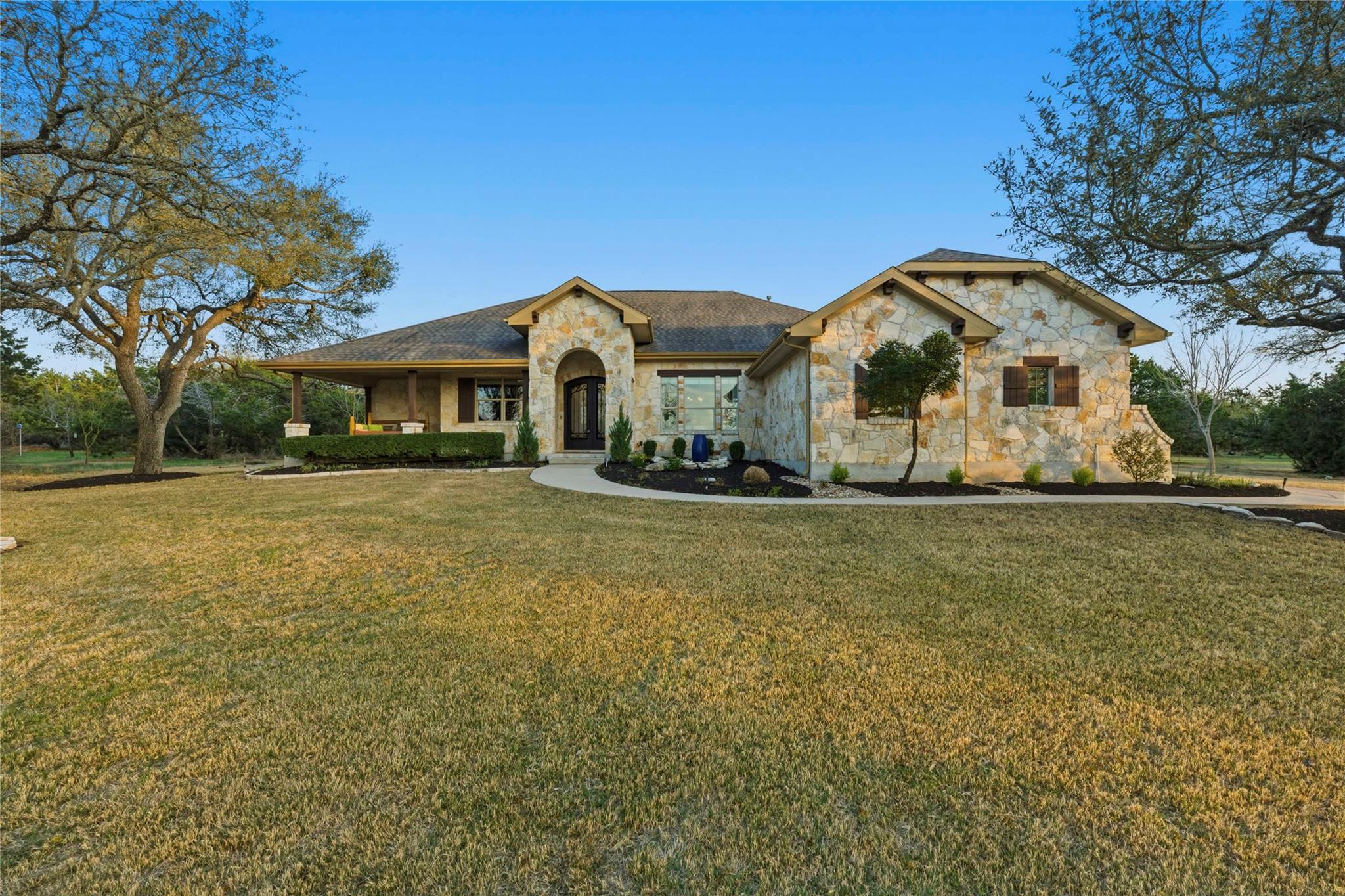 217 Shallow Water Cv, Driftwood, TX 78619