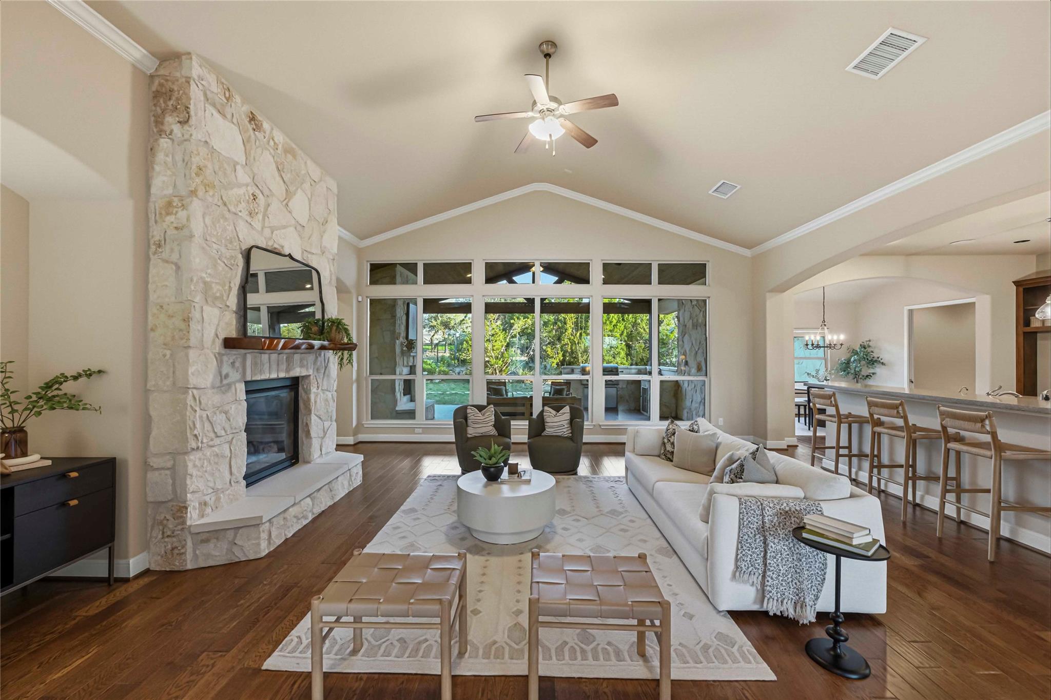 217 Shallow Water Cv, Driftwood, TX 78619