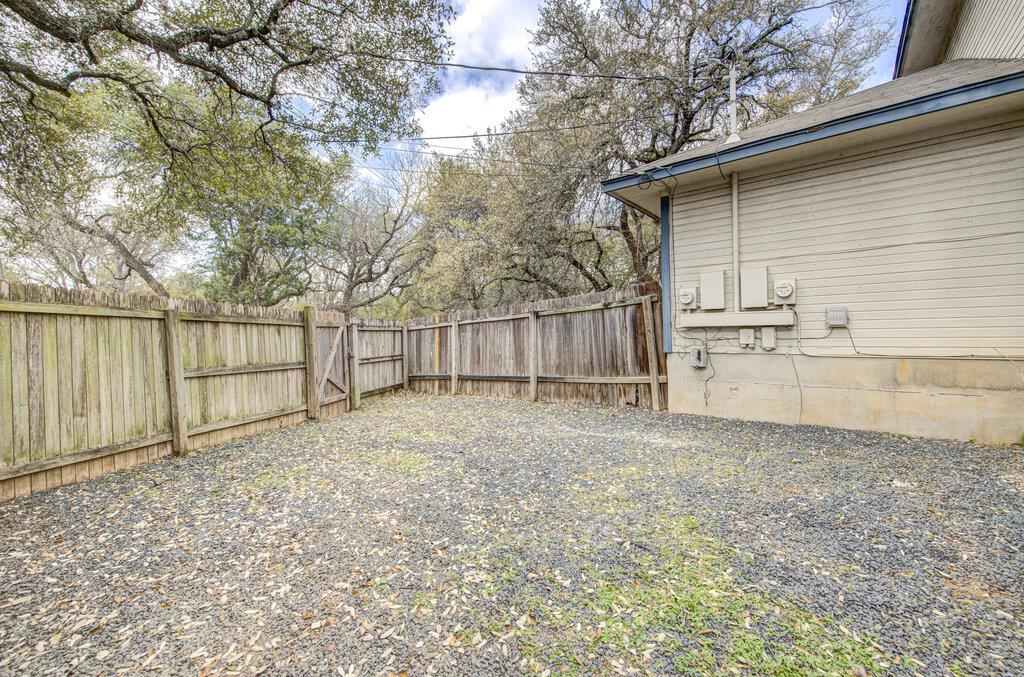 2509 Riddle Rd # A, Austin, TX 78748