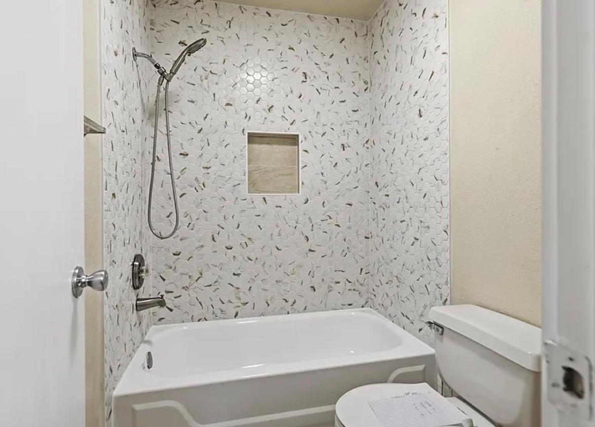 20805 Trotters Ln, Pflugerville, TX 78660