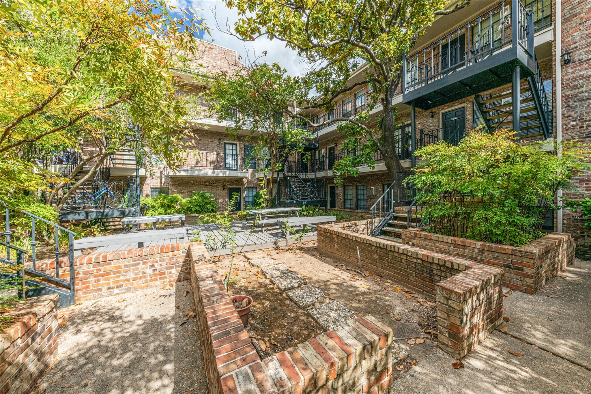 2801 Rio Grande St # 206, Austin, TX 78705