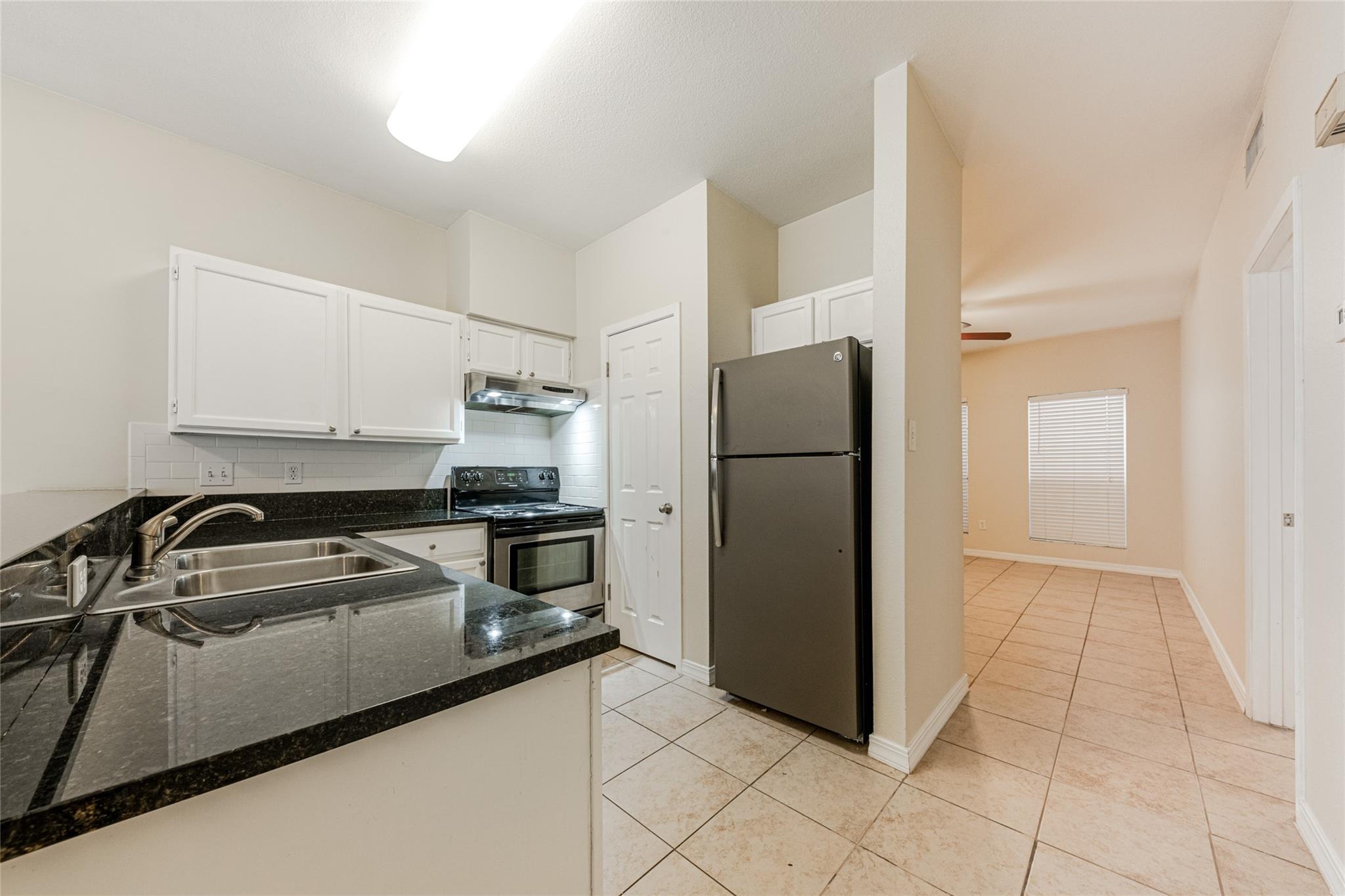 2801 Rio Grande St # 206, Austin, TX 78705