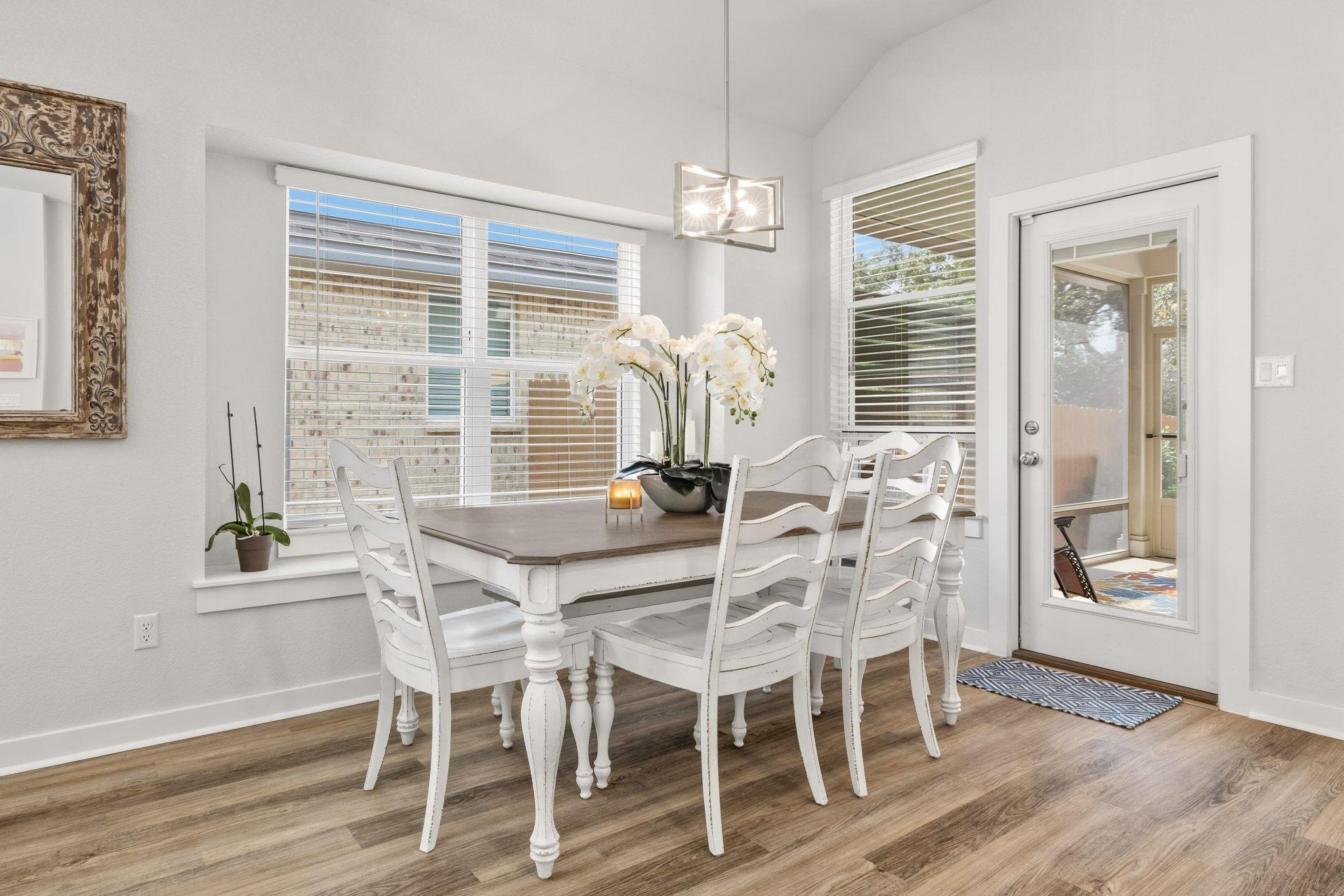 1006 Summer Gln, Georgetown, TX 78628