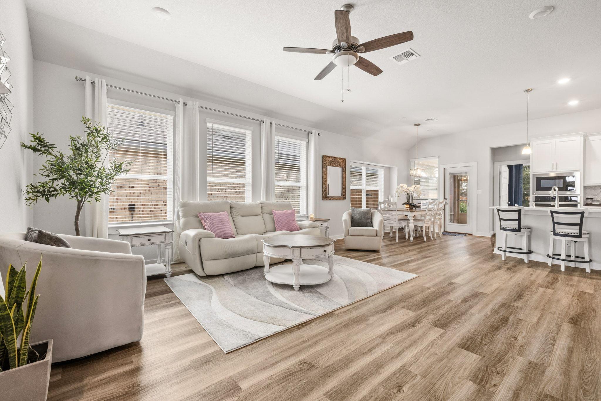 1006 Summer Gln, Georgetown, TX 78628