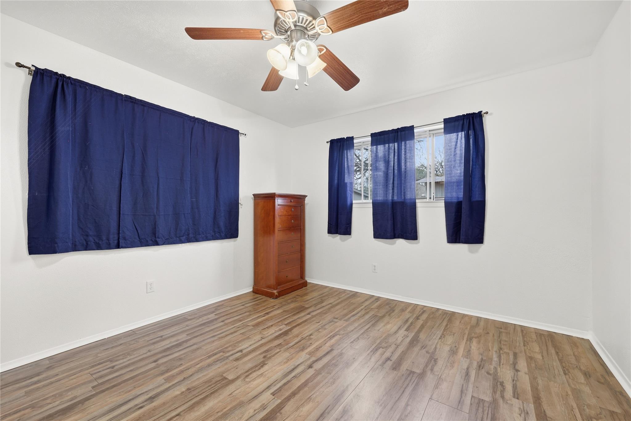 1115 Sycamore St, San Marcos, TX 78666