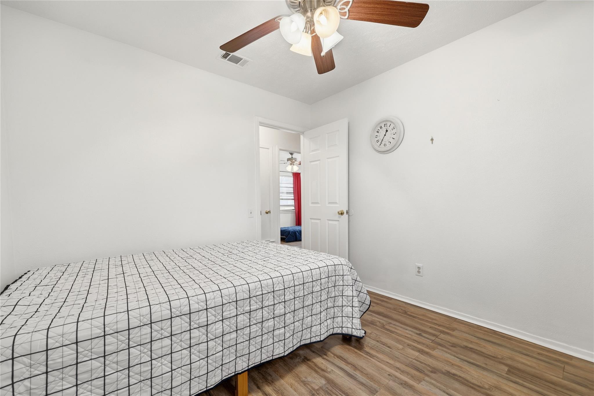 1115 Sycamore St, San Marcos, TX 78666