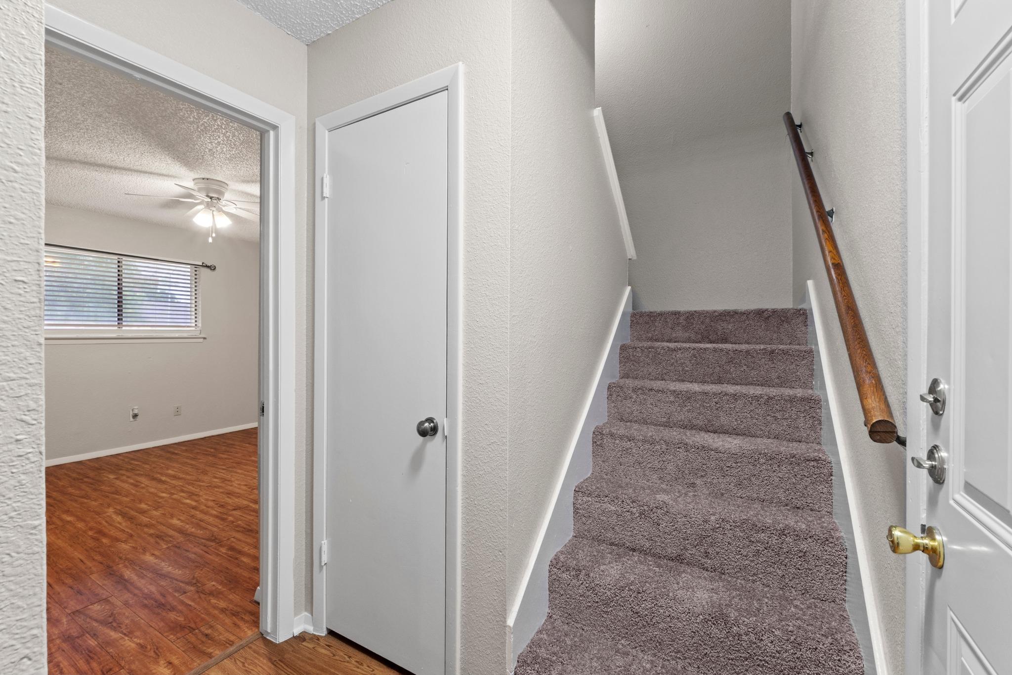 1706 ONION Creek Village Crk # A, Round Rock, TX 78664