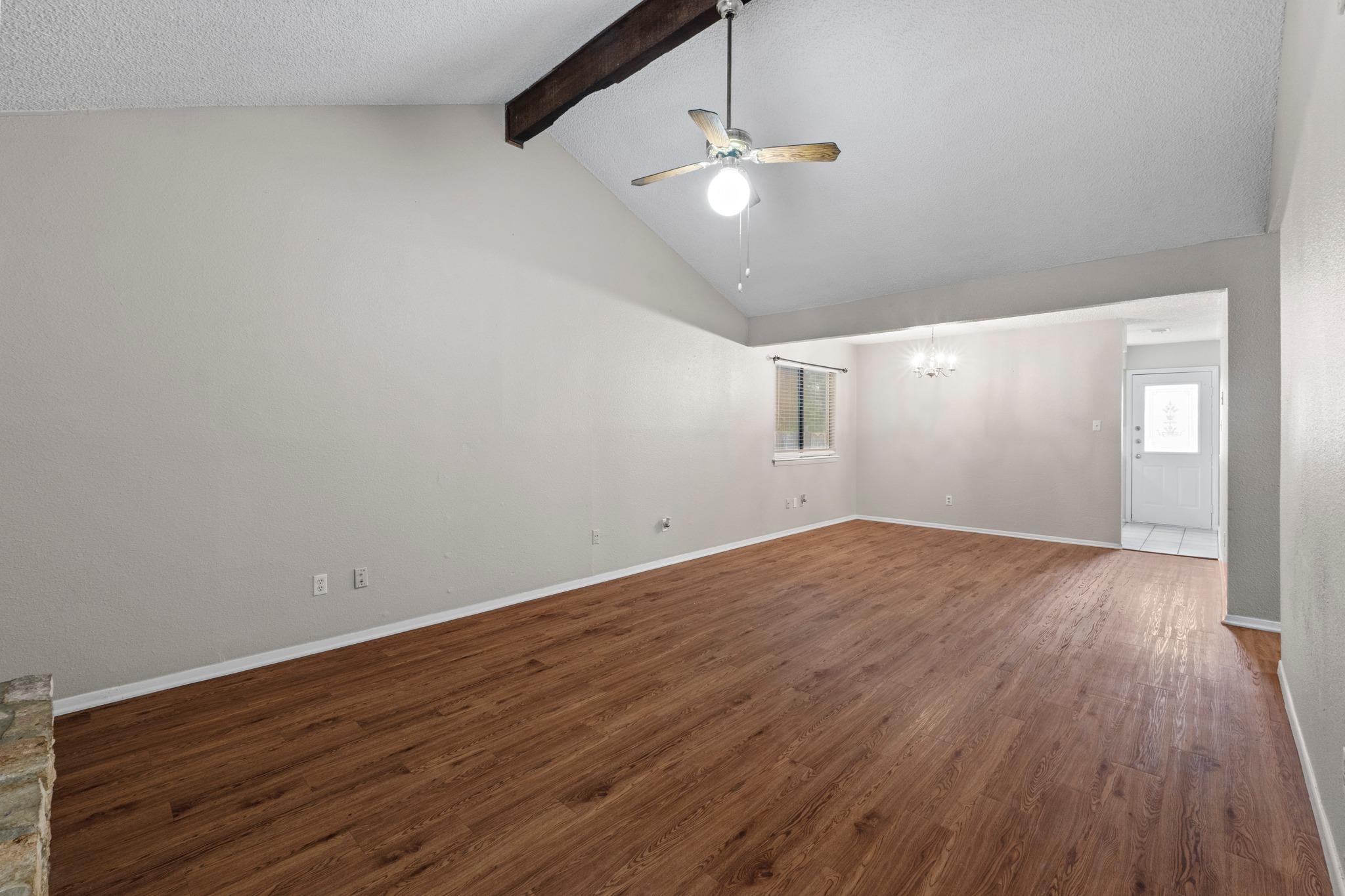 1706 ONION Creek Village Crk # A, Round Rock, TX 78664