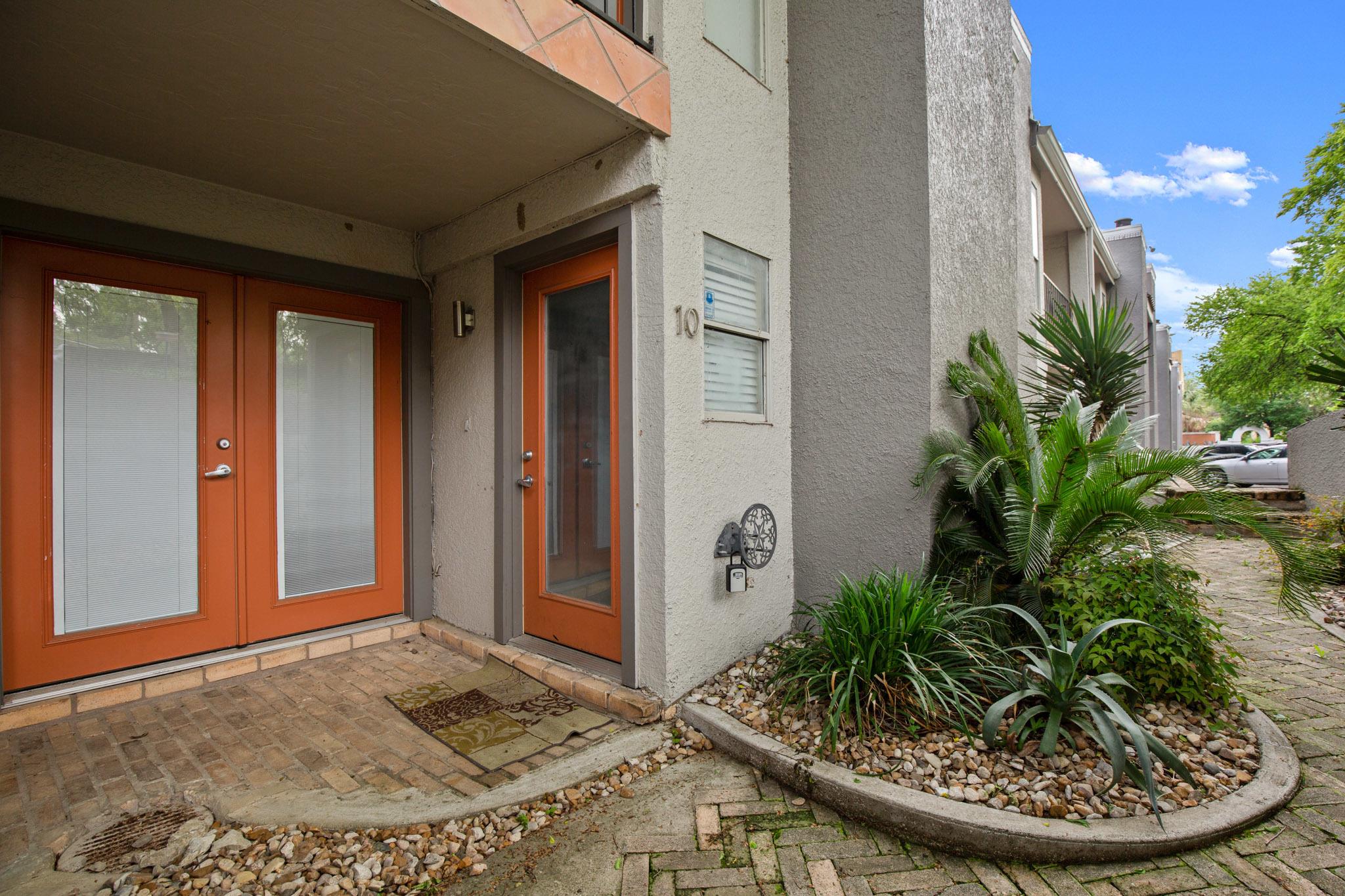 1101 Shoal Creek Blvd # 10, Austin, TX 78701