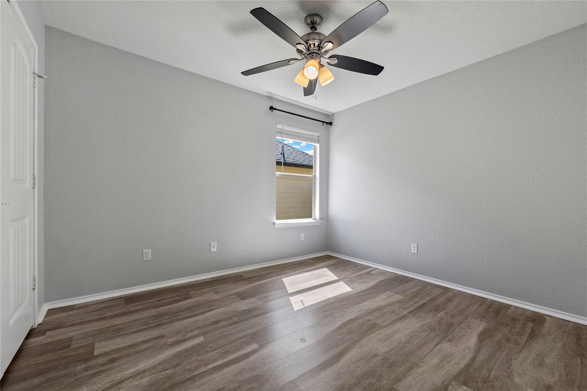 133 Beth Ann Loop, Taylor, TX 76574